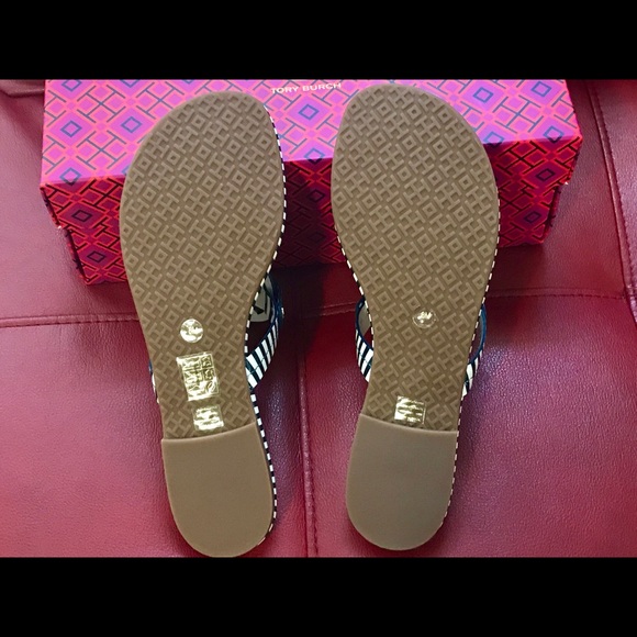 ❤️🎉Host Pick🎉Tory Burch Navy/white Miller - Picture 4 of 8