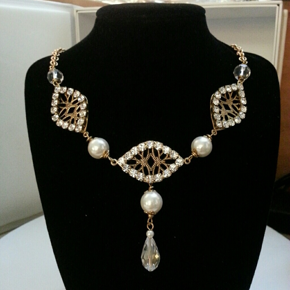 Lenore Dame Rhinestone Filigree Pearl Crystal Dangle Drop Necklace NWT 15"-22" - Picture 1 of 7