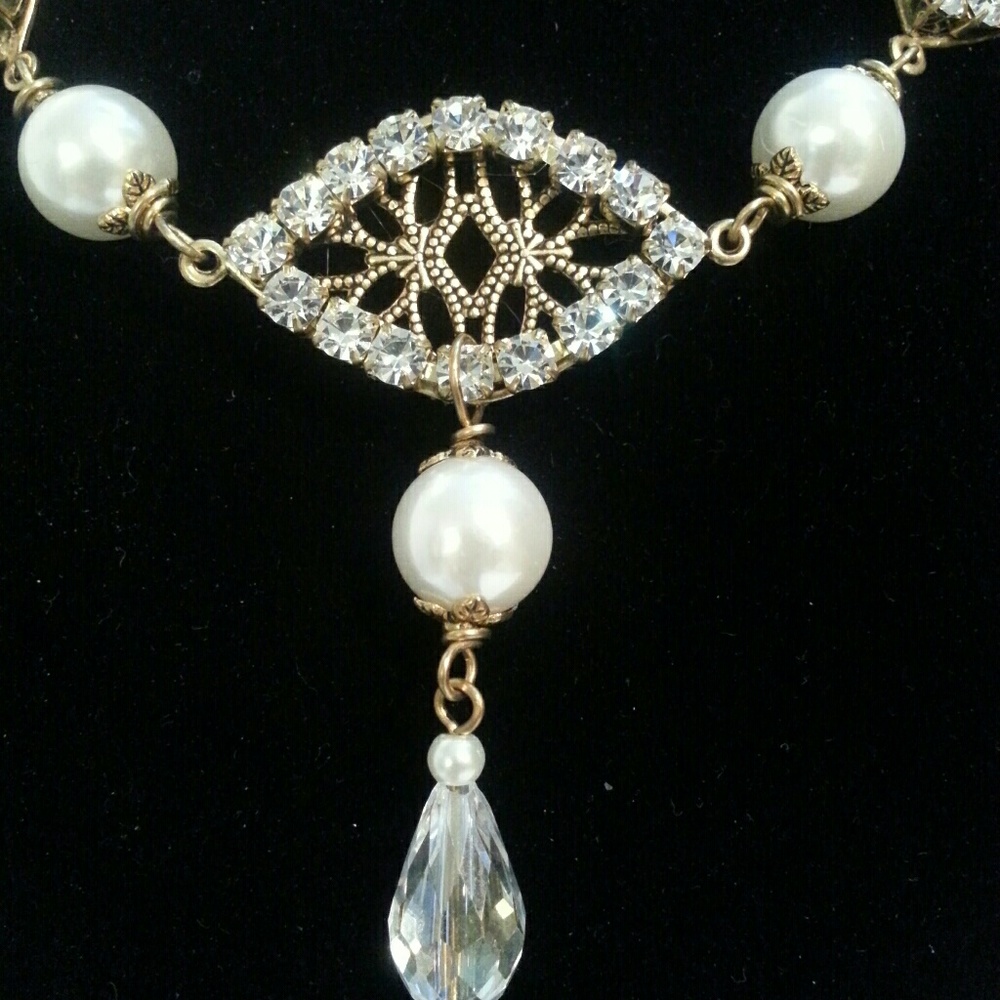 Lenore Dame Rhinestone Filigree Pearl Crystal Dangle Drop Necklace NWT 15"-22" - Picture 7 of 7