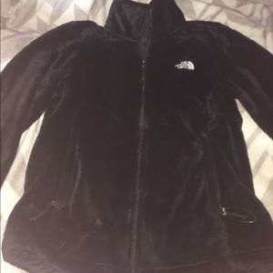 GOOD CONDITION FUZZY NORTH FACE