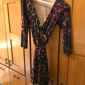 NEED 2 GET RID OF Diane Von Furstenberg wrap dress