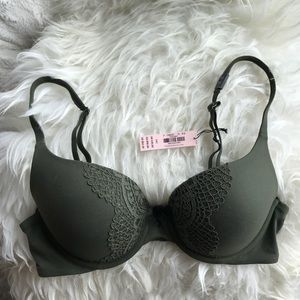Victoria's Secret push-up bra