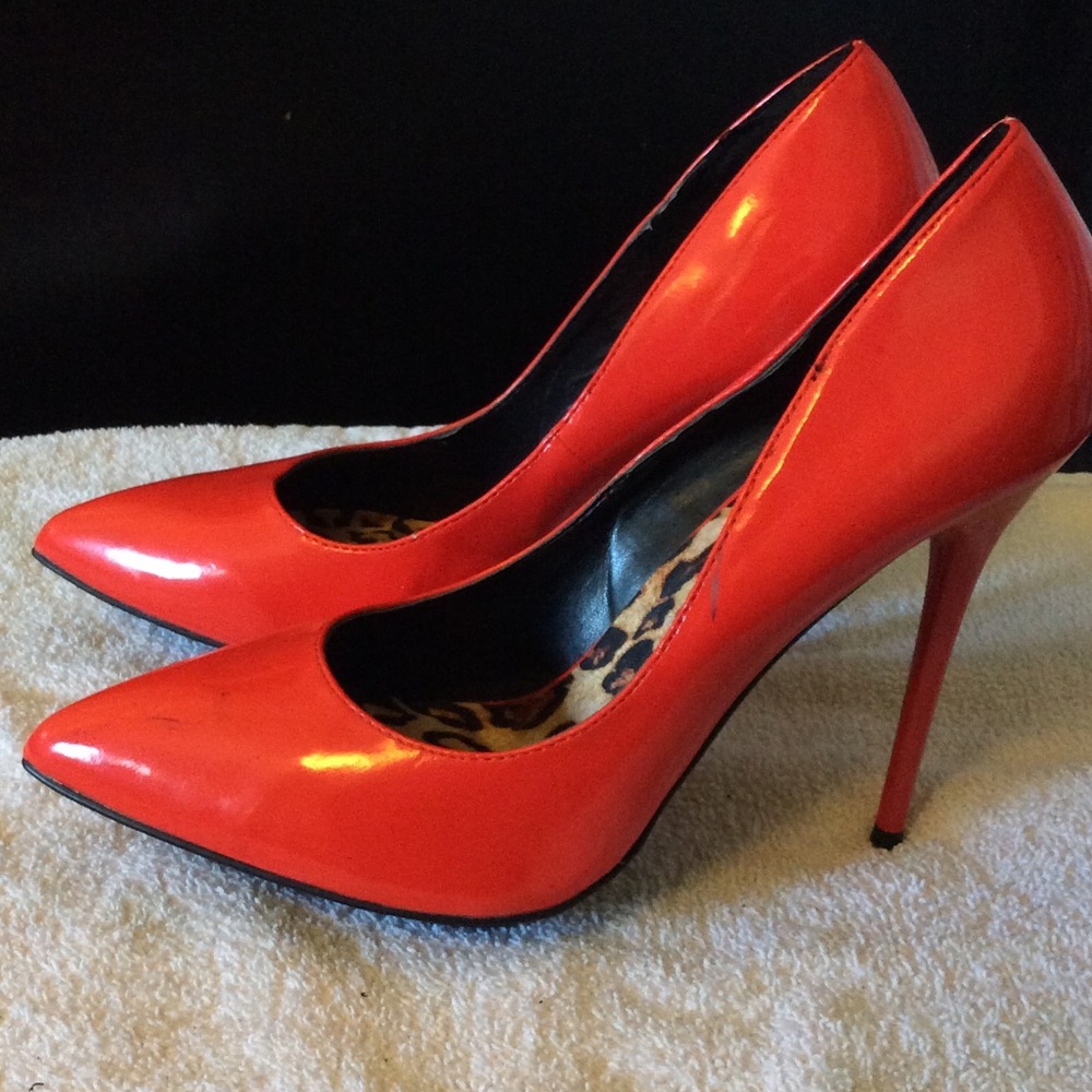 Shoedazzle heels