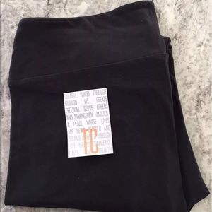 LuLaRoe New Black Leggings
