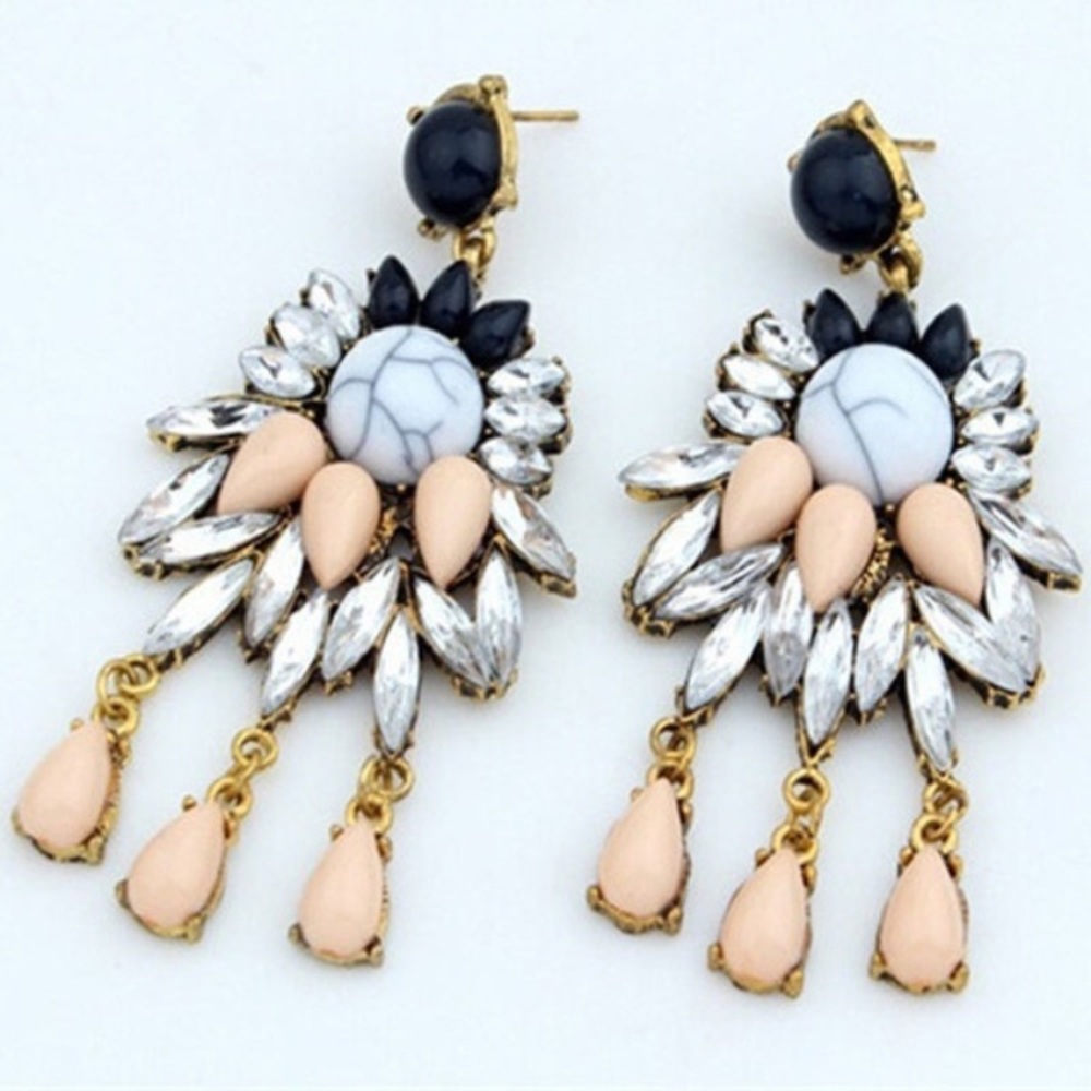 Rhinestone crystal earrings