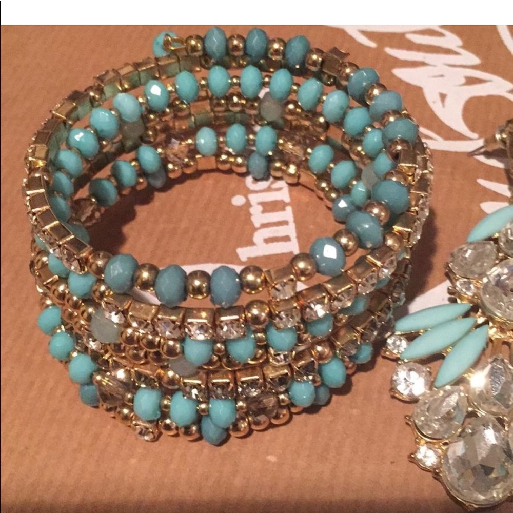 Jewelry bracelet ring and earrings