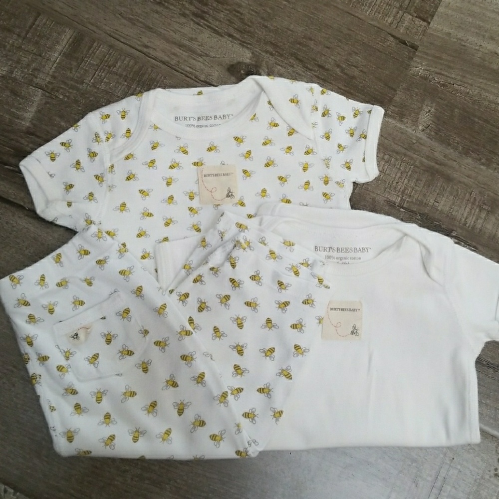 3 piece Burts Bees set. Organic cotton 6/9 mon