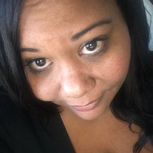 Meet your Posher, Elisa