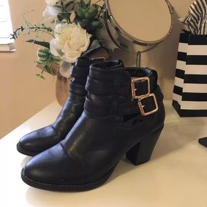 Report ankle booties 6