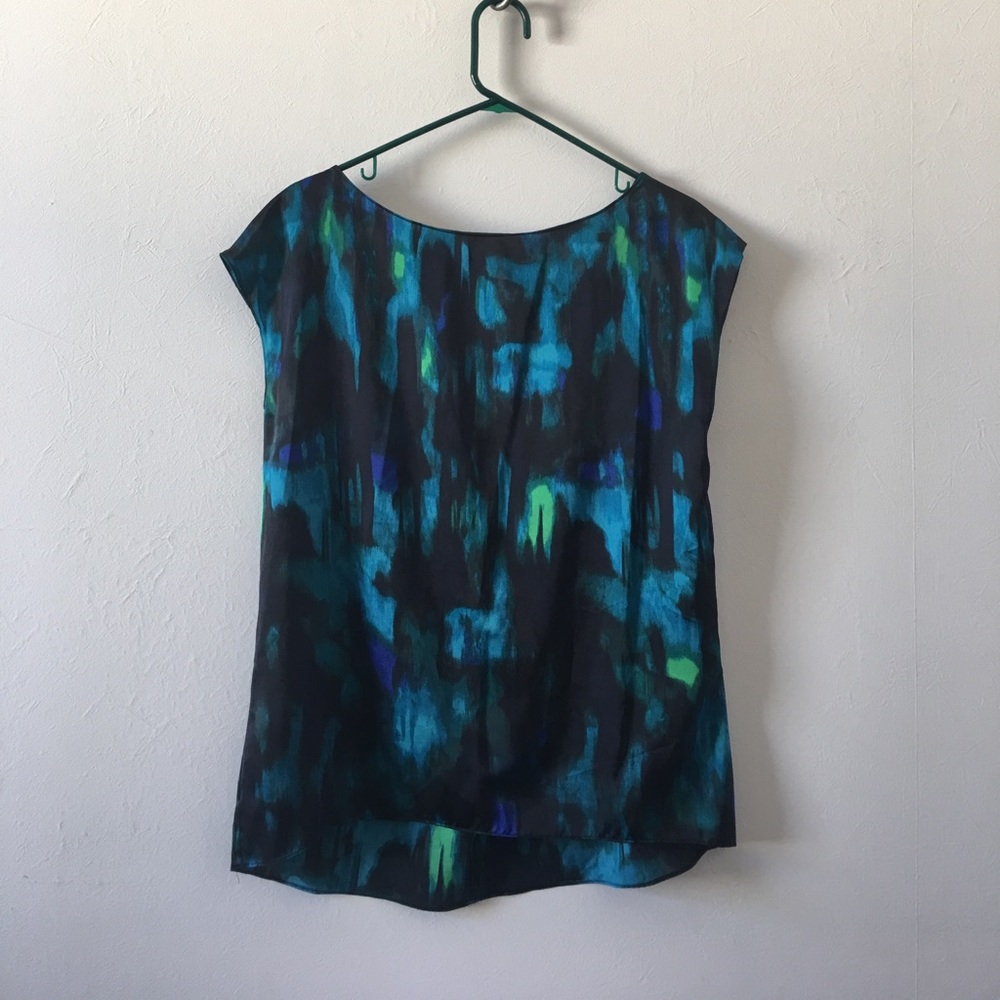 Beautiful patterned top