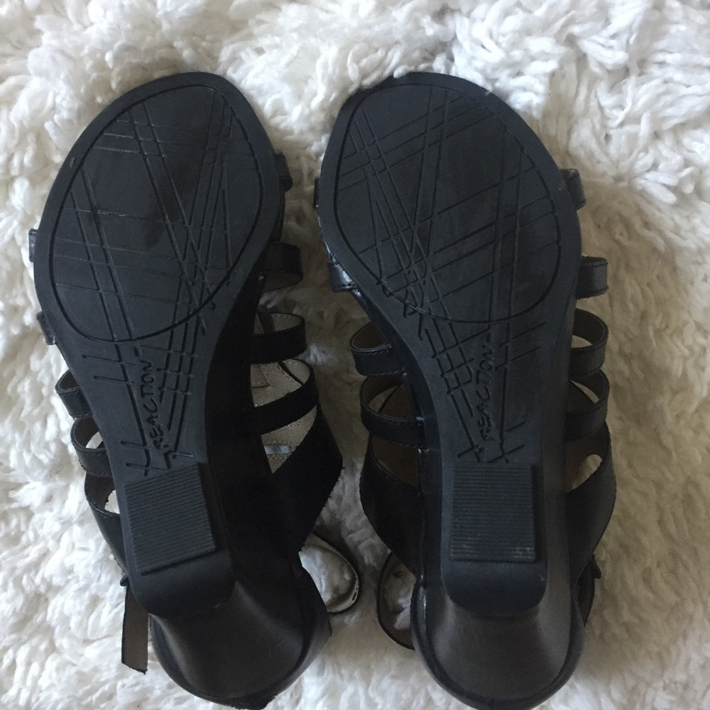 Kenneth Cole Black Platform Shoes - Picture 6 of 7