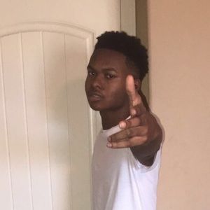 Meet your Posher, Derrick