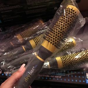 🎉SALE! Drybar 1/2 pint Brush! [Limited Time!]