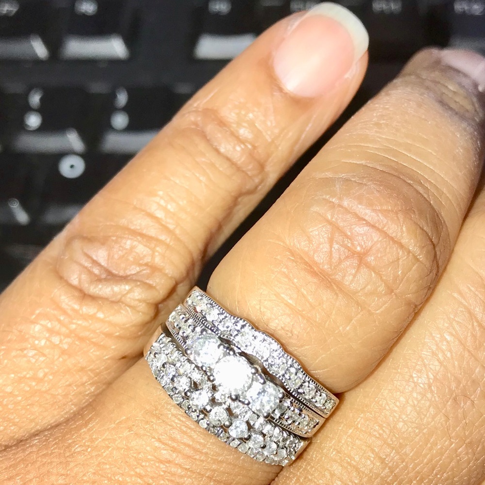 Trio Bridal Set Size 8 white gold.