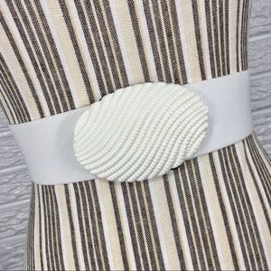 {vintage 80s} White Elastic Belt w/Textured Buckle {vintage 80s} White Elastic Belt w/Textured Buckle