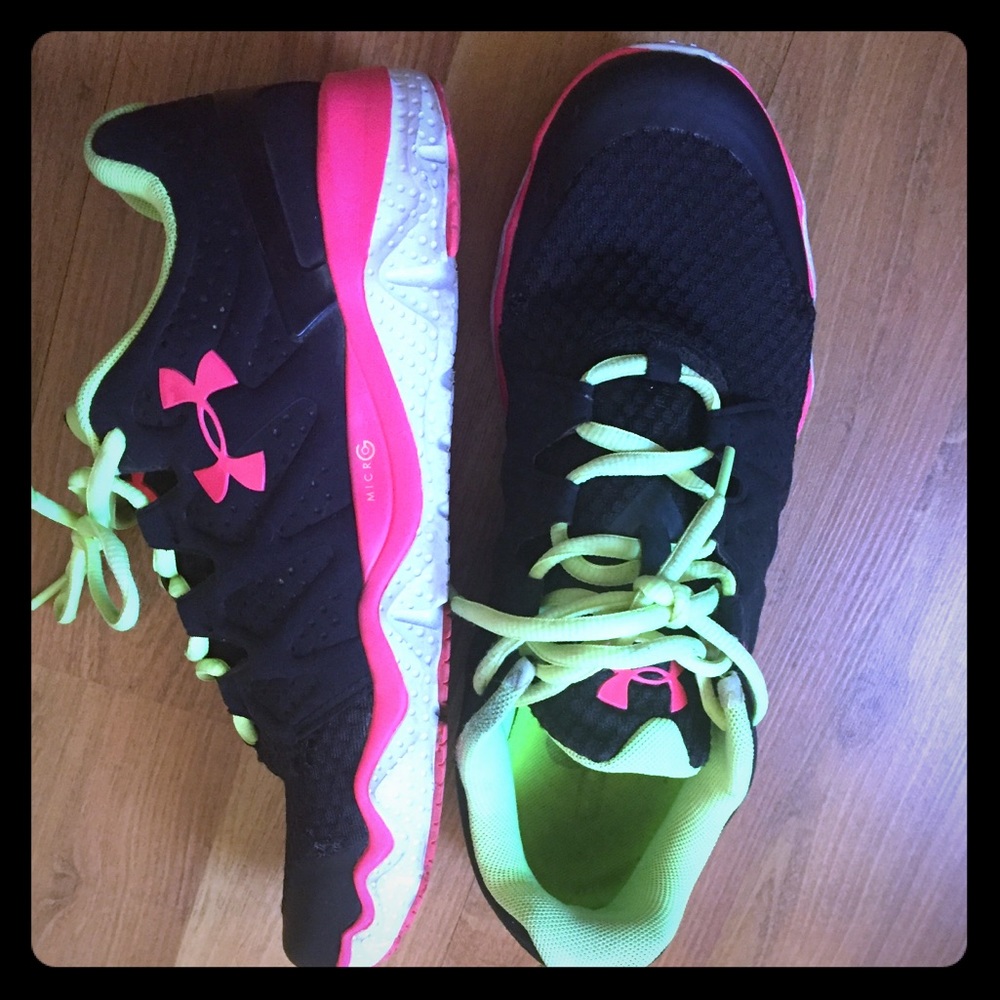 Micro G Under Armour Running Shoes