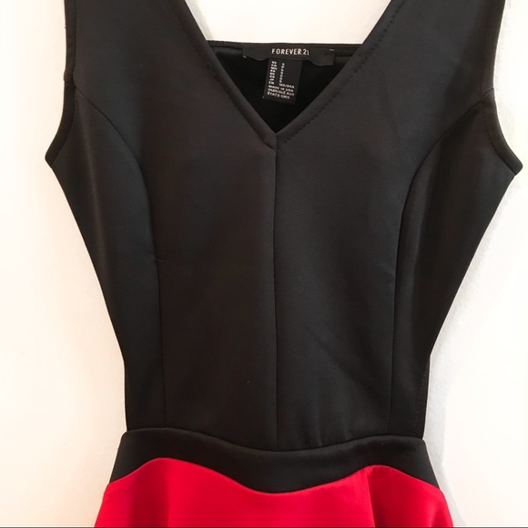 FOREVER 21 BLACK & RED PRINCESS DRESS Size S - Picture 5 of 6