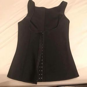 Waist trainer