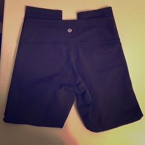 lululemon (4) wunder under crop
