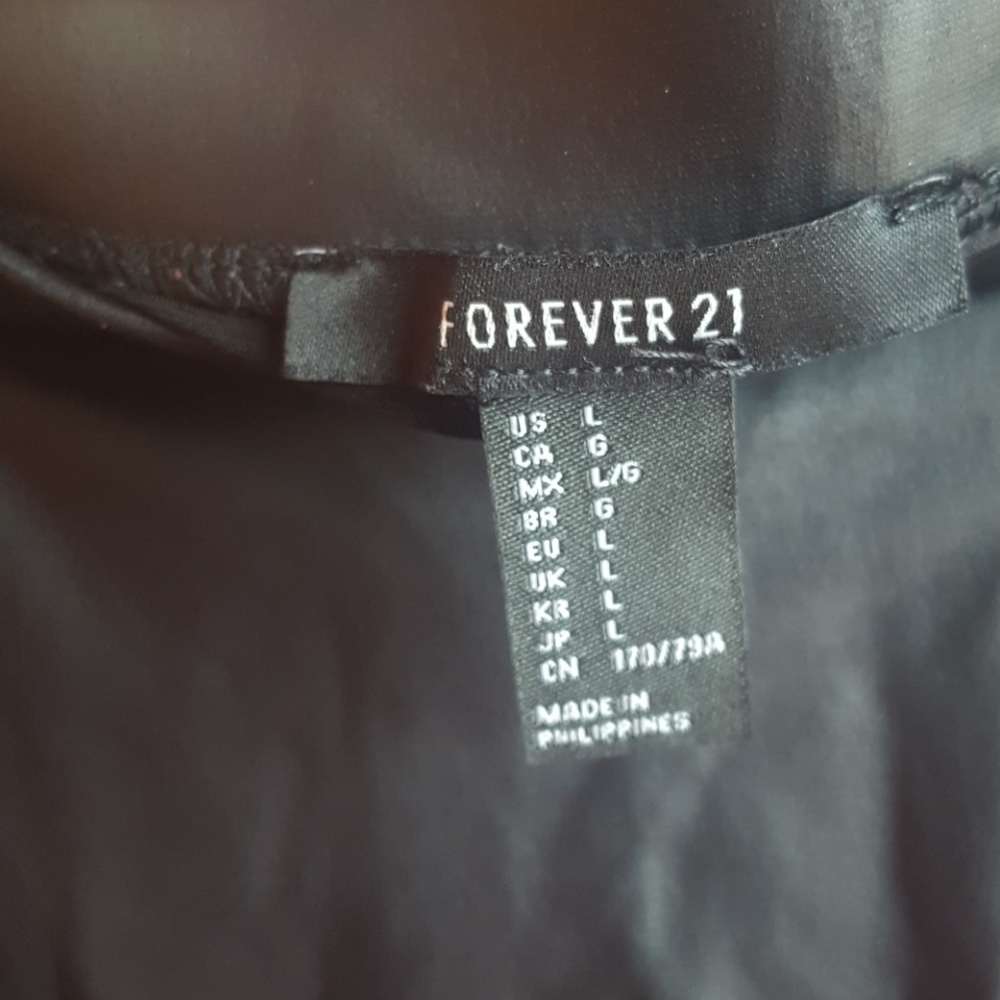 Leather skater skirt - Picture 3 of 4