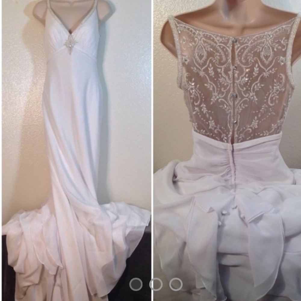 Galina Georgette size 4 wedding dress