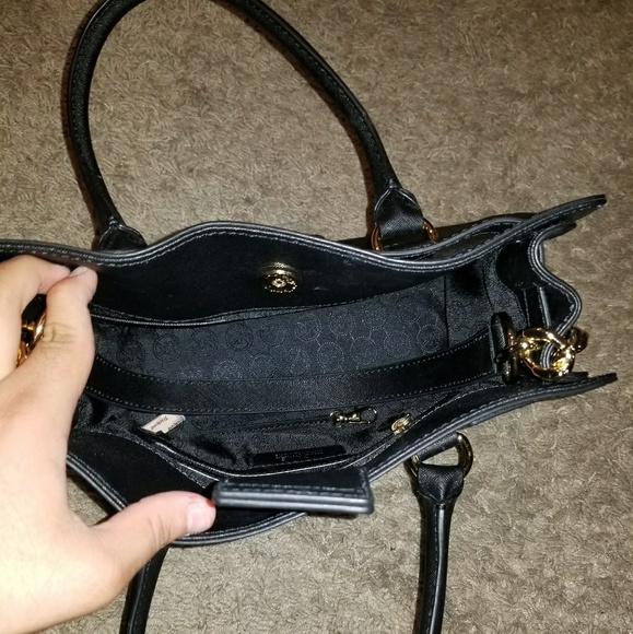 Michael kors satchel