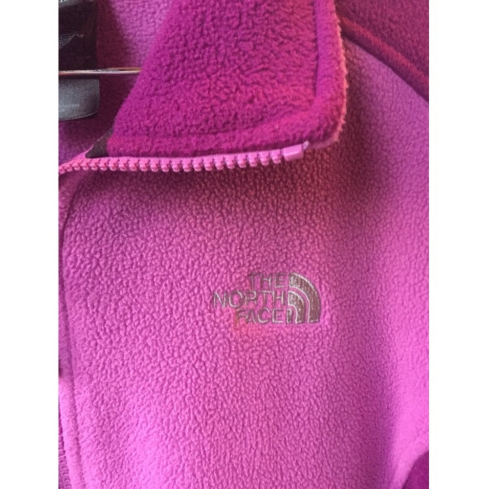 ⭐️2x host pick⭐️ Fleece North Face jacket - Picture 2 of 6