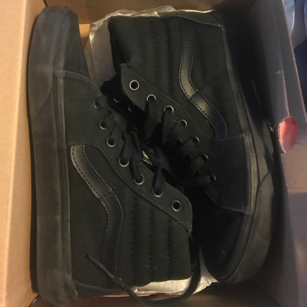 Black high top vans