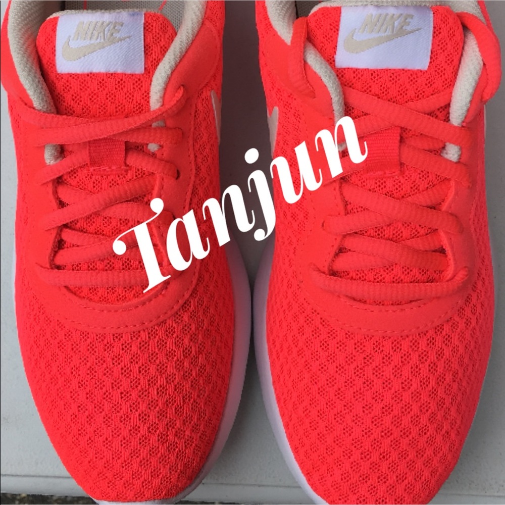 New and Beautiful Nike Tanjun For You!  - Picture 4 of 4