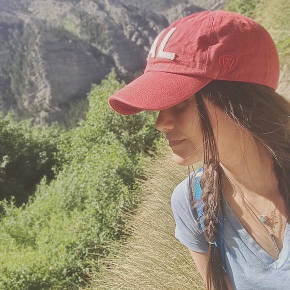 Meet your Posher, Anna - Picture 1 of 1