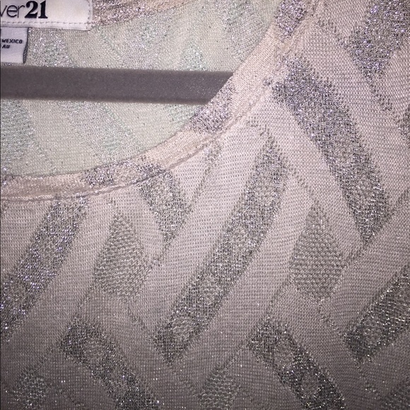 NUDE/BLUSH KNIT TEE WITH SILVER DETAILING - Picture 2 of 4