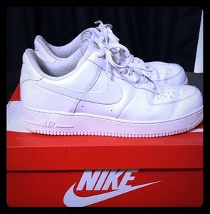 Nike Air Force 1
