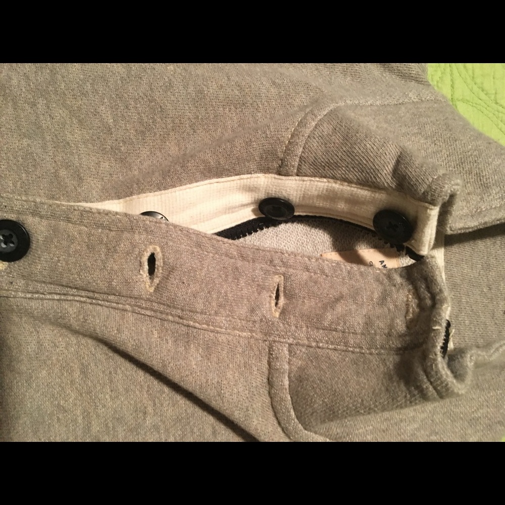 Sweater - Picture 4 of 5