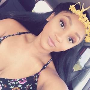 Meet your Posher, Victoria