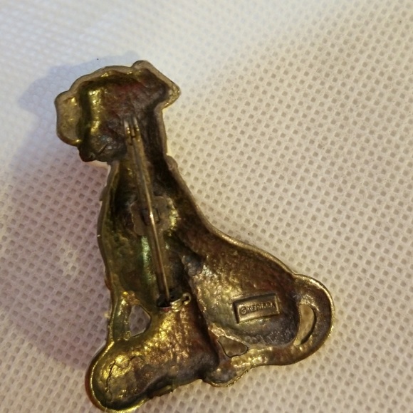 Dalmatian dog and puppy pin brooch - Picture 2 of 2
