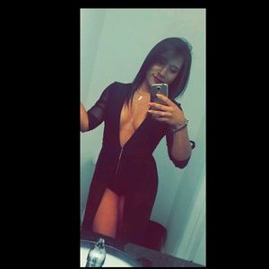 Meet your Posher, Elisa