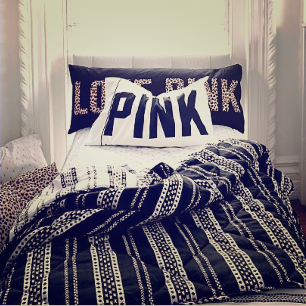 ⭐️⭐️This item has been sold! ⭐️⭐️