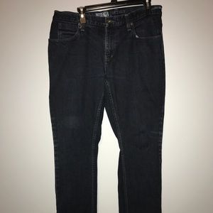 Skinny dark blue jeans