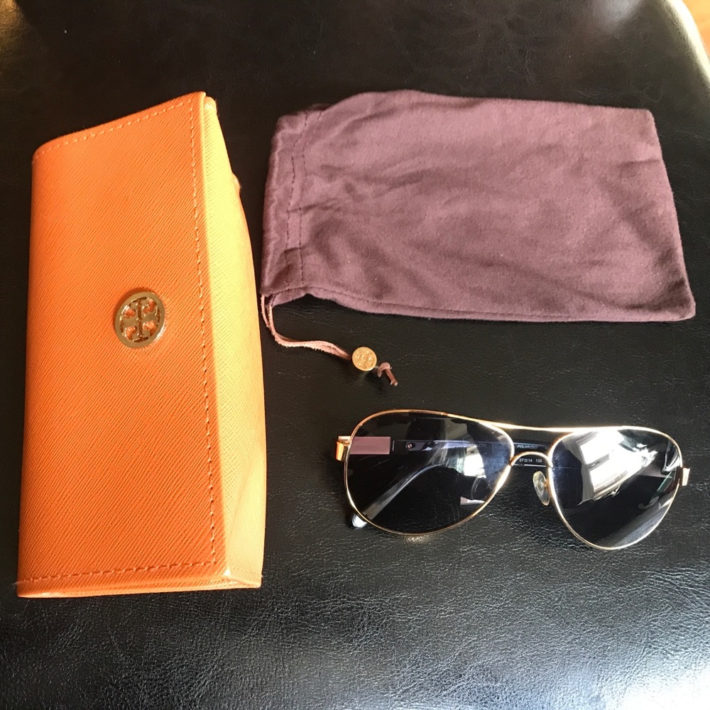 Authentic aviator Tory Burch sunnies
