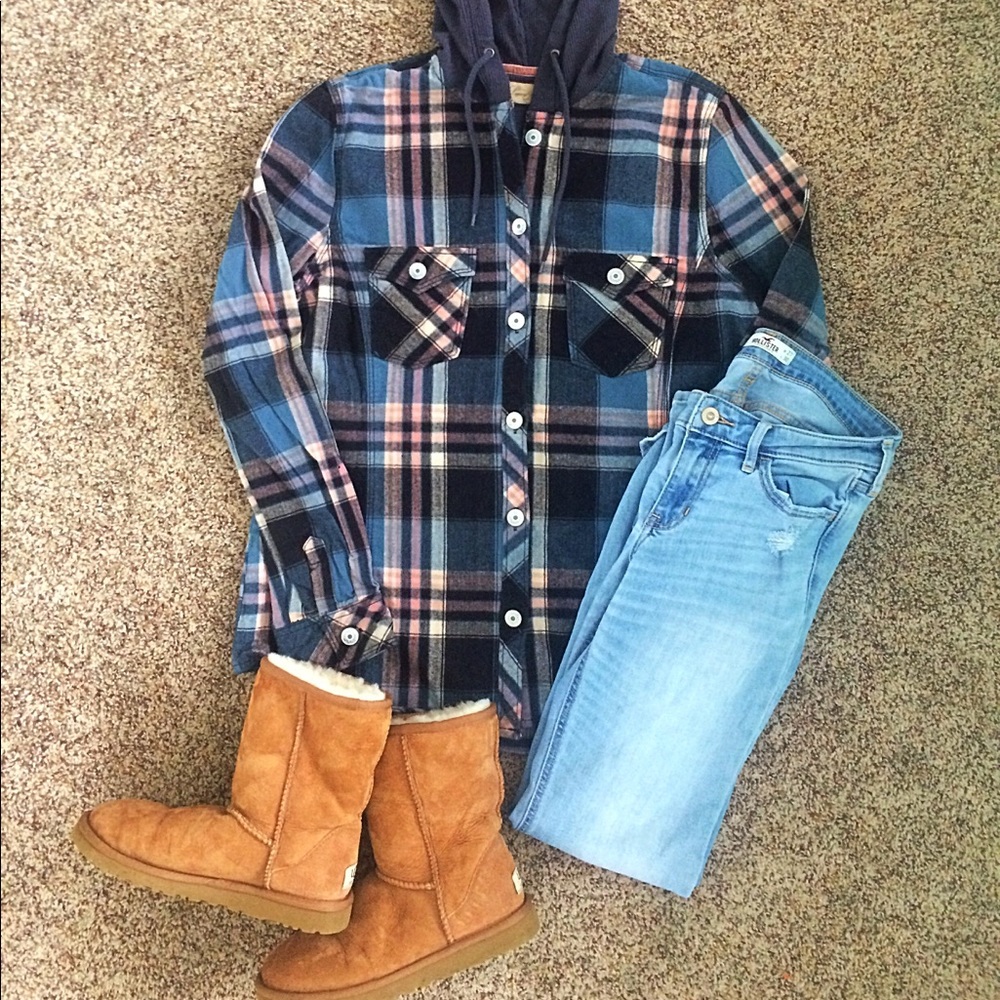 Hooded Flannel ! 🍁🎃🍂🌤
