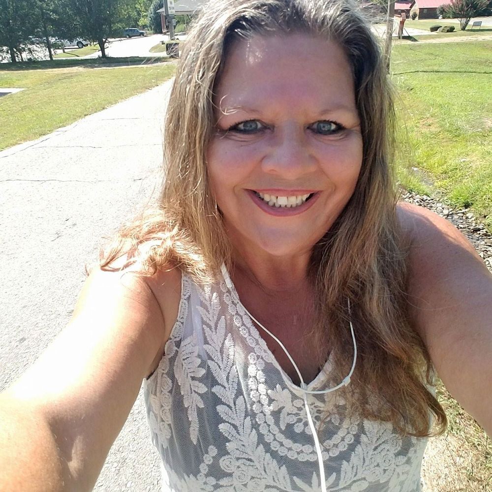 Meet your Posher, Gina