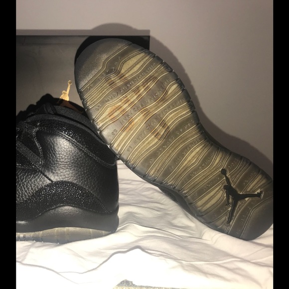 Air Jordan 10 Retro OVO 819955 030 main image 5
