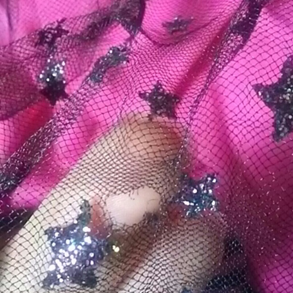 Pink and black skirt with built in leggings - Picture 4 of 4