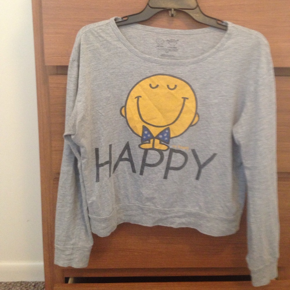 Graphic Long-Sleeved Crop T-shirt