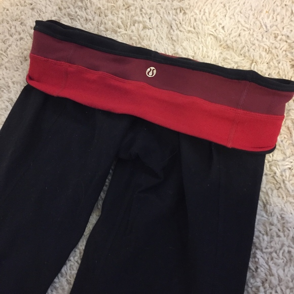 Lululemon size 6 yoga pants - Picture 3 of 5