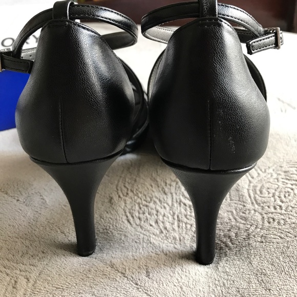 Lifestride aristocrat strappy heel - Picture 3 of 7