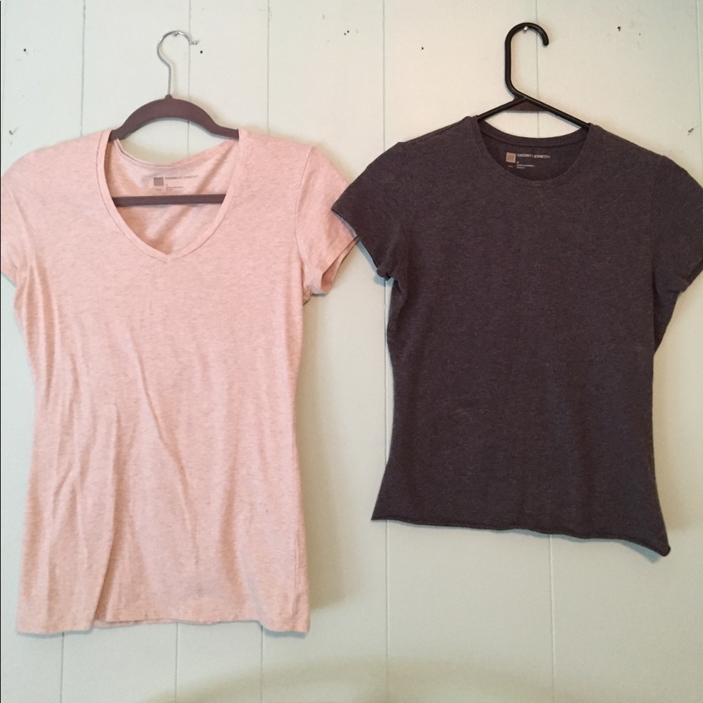 BASIC TEE BUNDLE!!! gray round neck & cream v neck