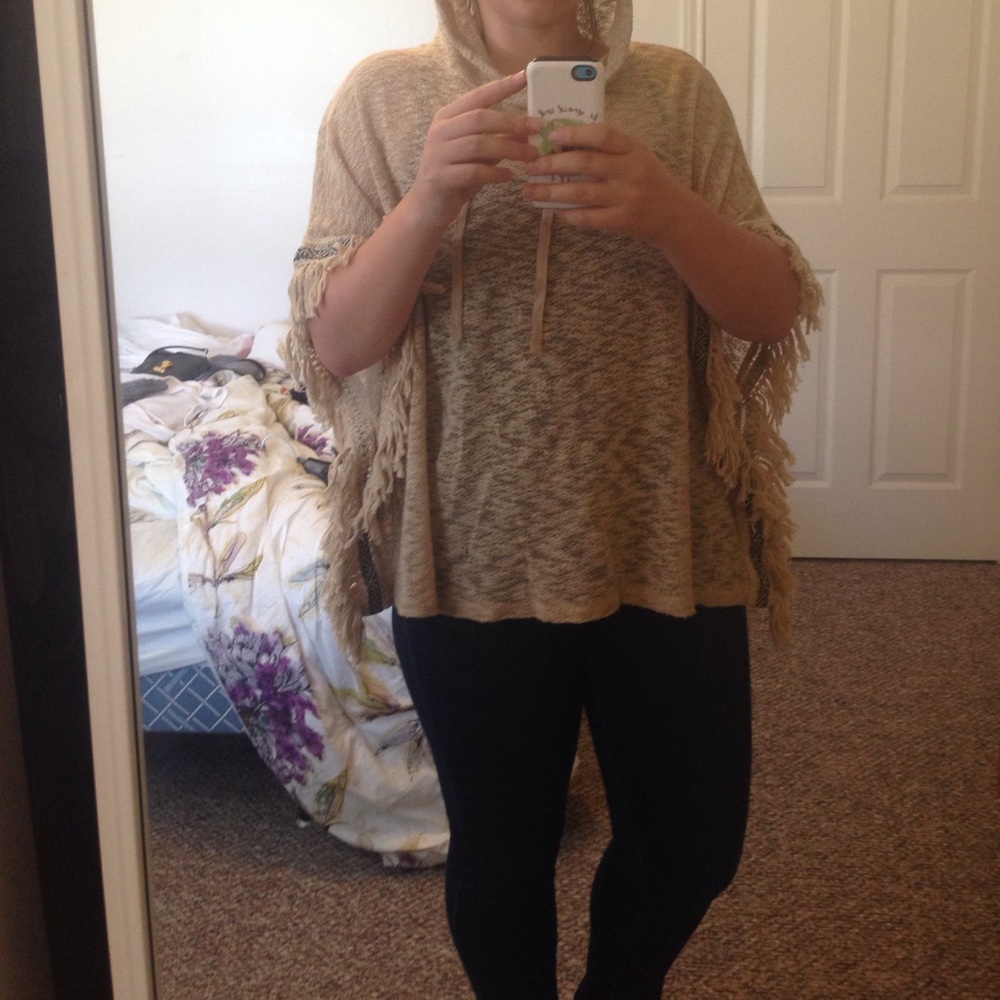 Light Wear Poncho w/Hood