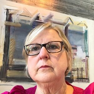 Meet your Posher, Stacy