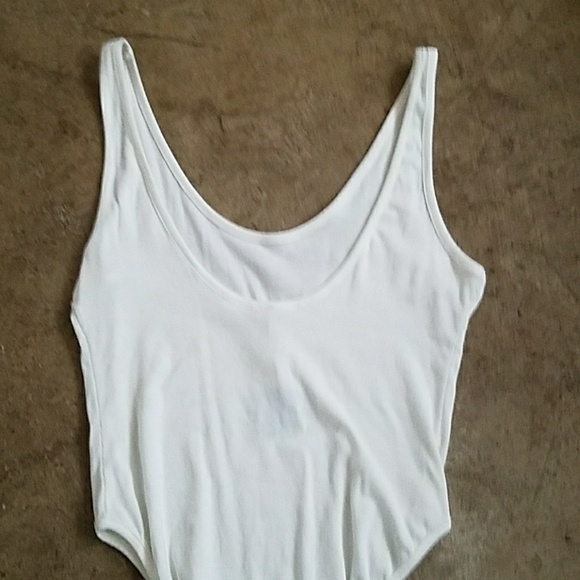 NWT FREE PEOPLE TANK LOW BACK BODYSUIT - Picture 4 of 5